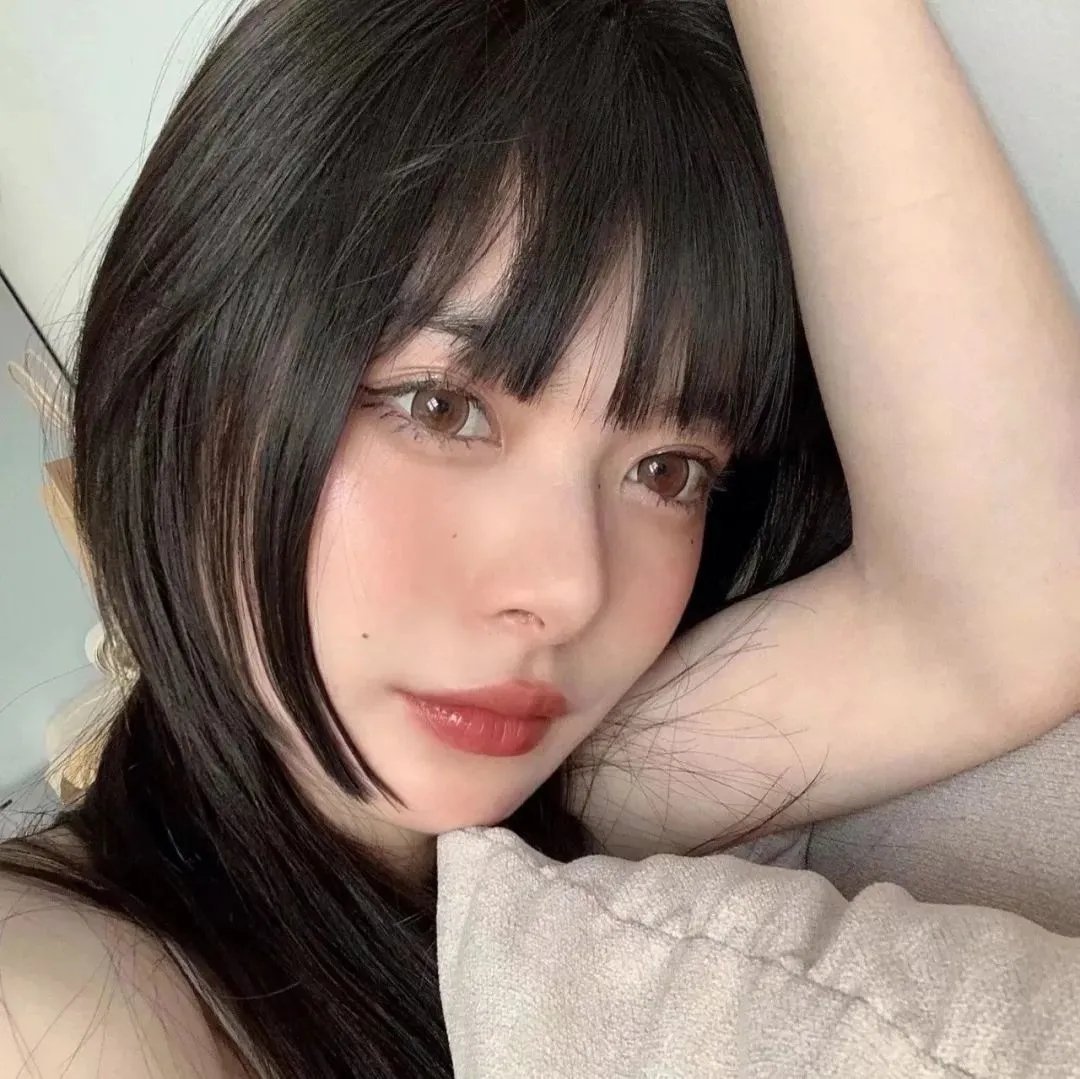 不是挥手而是溺水